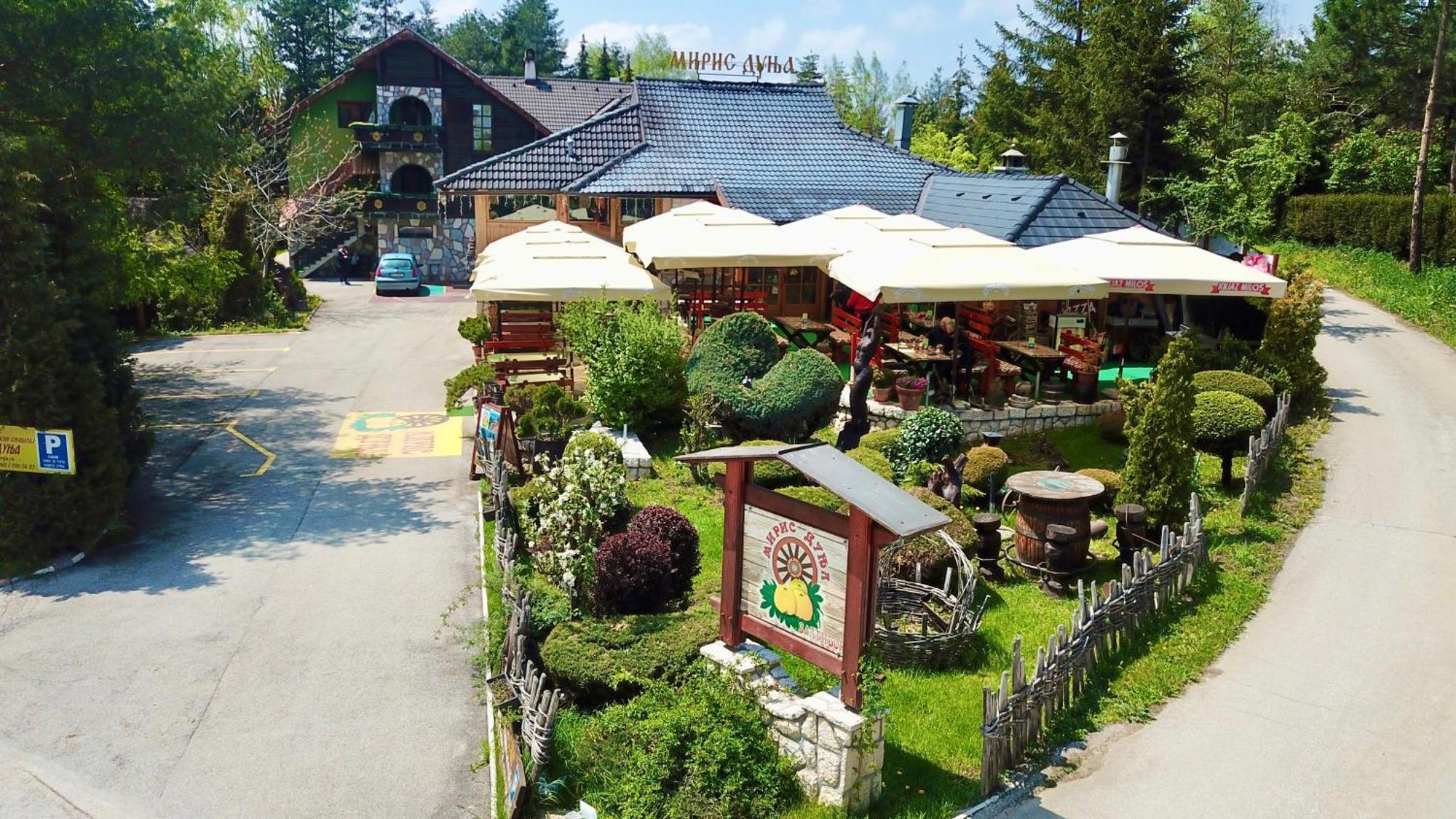 Villa Miris Dunja ซลาตีบอร์ ภายนอก รูปภาพ